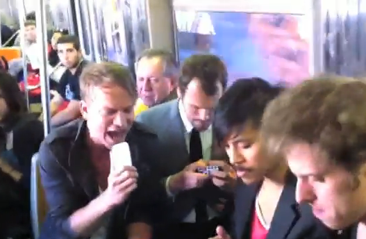 iBanda ao vivo no metro de NY